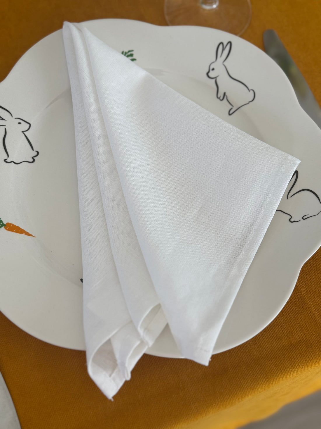 Baltos lininės-medvilninės servetėlės – elegancija jūsų stalui