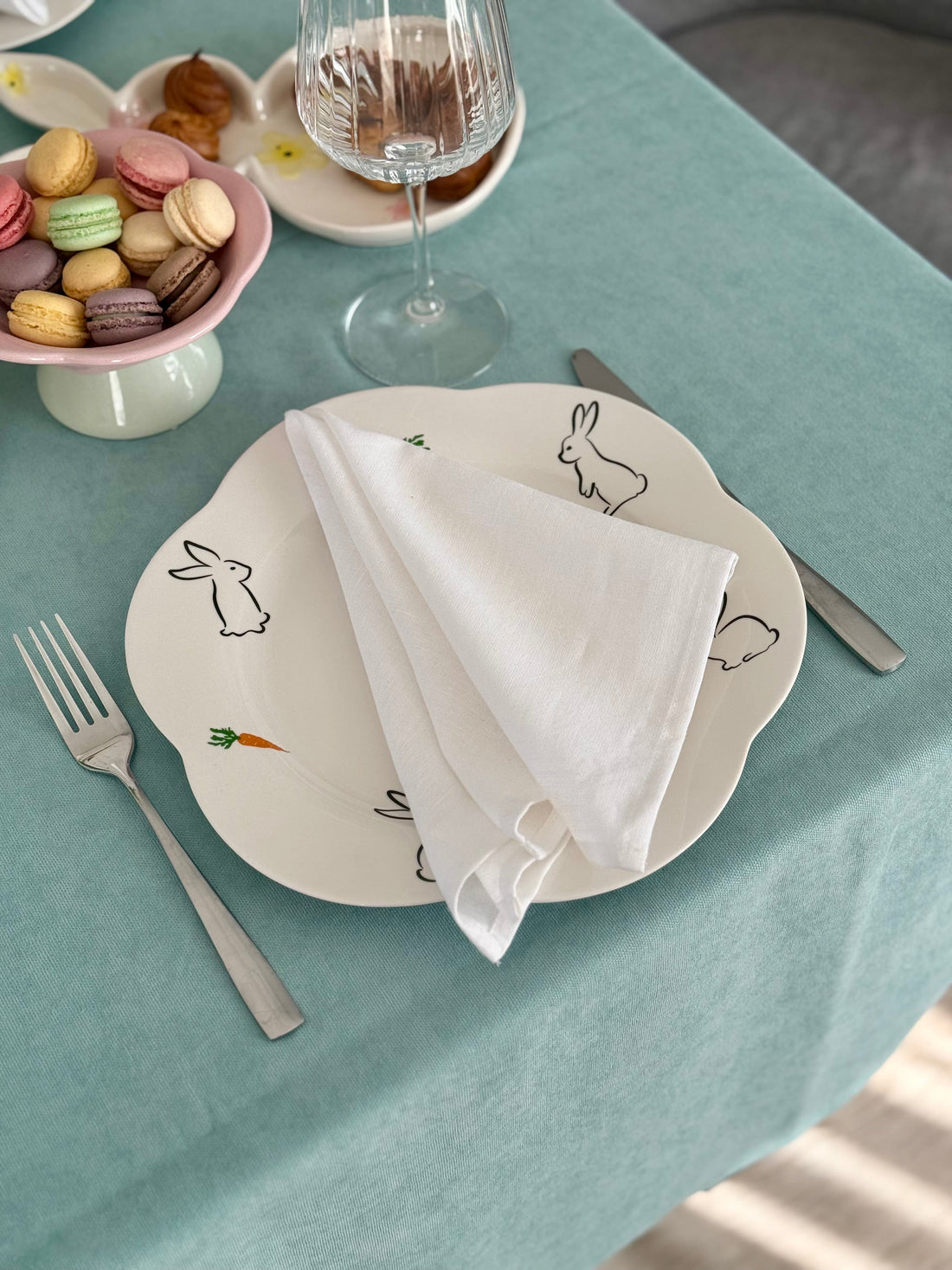 Baltos lininės-medvilninės servetėlės – elegancija jūsų stalui