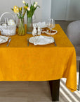 Staltiesė „Garstyčių šiluma“ – matinio veliūro jaukumas jūsų stalui