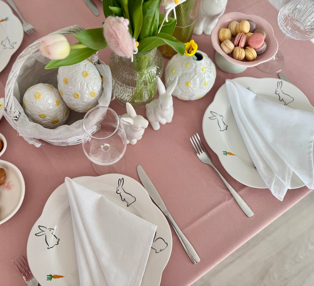 Staltiesė „Rožinis švelnumas“ –romantiškas prisilietimas prie Jūsų stalo