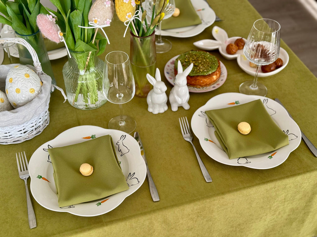 Staltiesė „Alyvuogių sodas“ – žemės tonų elegancija iš matinio veliūro