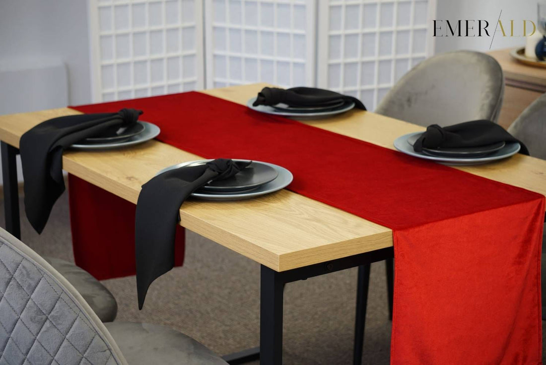 undefined EmeraldLT Aksominis raudonas stalo takelis Aksominis takelis EmeraldLT.