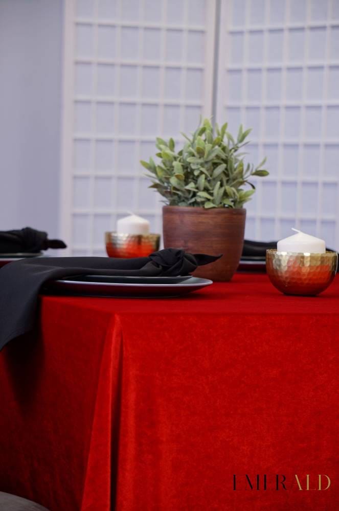 undefined EmeraldLT Aksominė raudonos spalvos Staltiesė Aksominė staltiesė EmeraldLT.