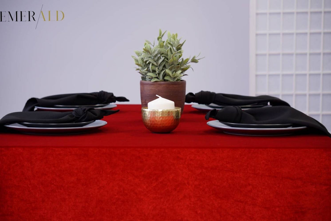 undefined EmeraldLT Aksominė raudonos spalvos Staltiesė Aksominė staltiesė EmeraldLT.