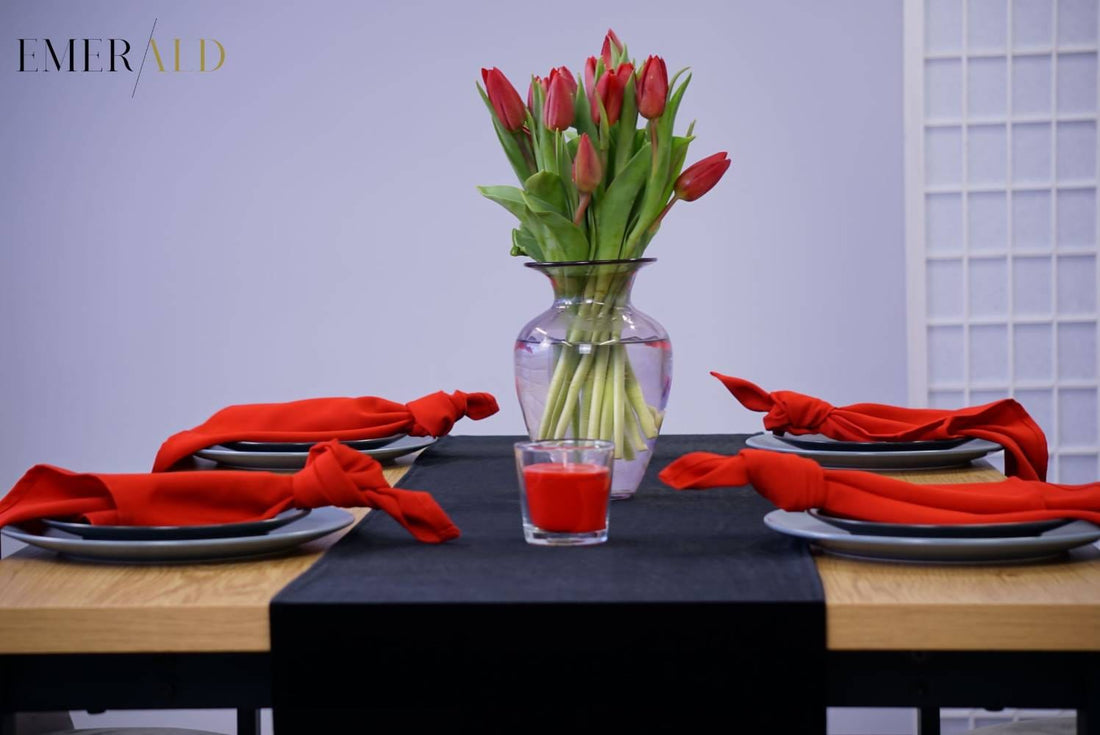 undefined EmeraldLT Aksominis Juodas stalo takelis Aksominis takelis EmeraldLT.