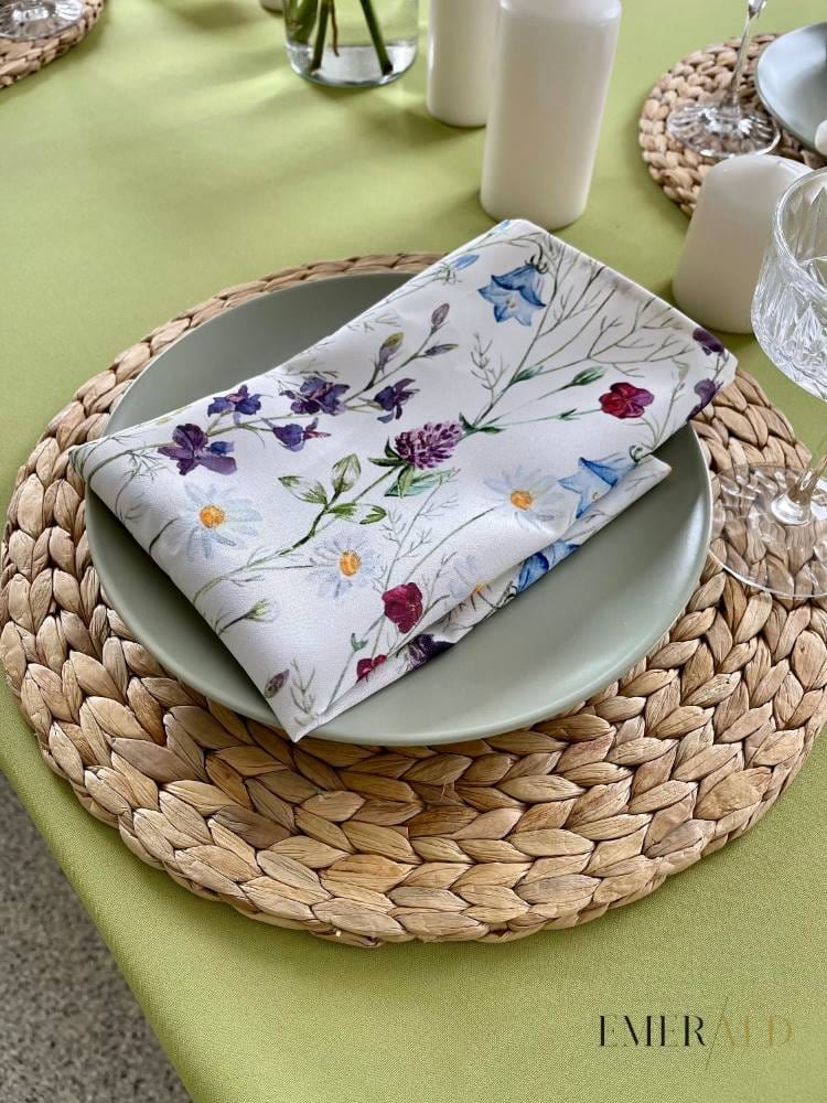 "Pievų gėlės" servetėlės