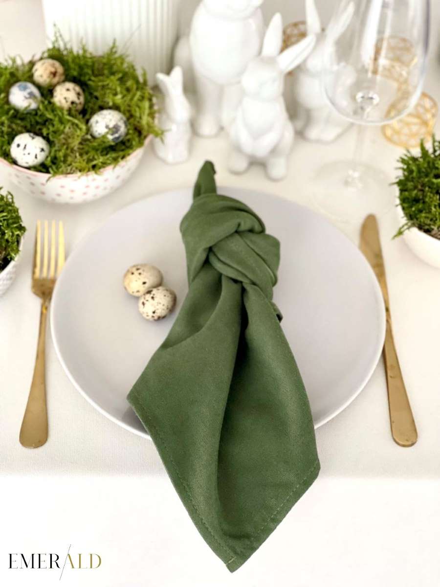 Samanų spalvos veliūrinės servetėlės