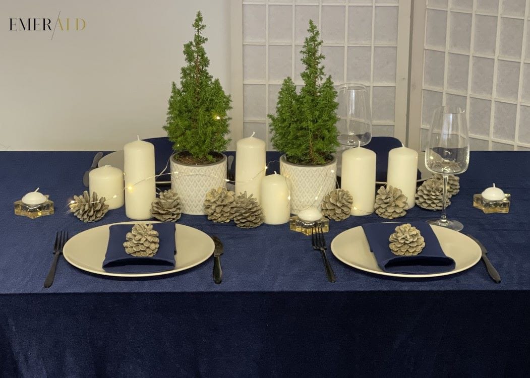 EmeraldLT Aksominė staltiesė Tamsiai mėlynos spalvos aksominė staltiesė Emerald stalo tekstile