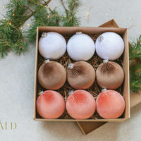 Oranžinės spalvos dekoravimo žaisliukų rinkinys