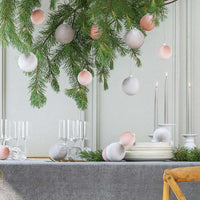 Pelenų rožinės spalvos dekoravimo žaisliukų rinkinys