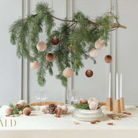 Kalediniai papuosimai ranku darbo