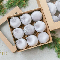 ranku darbo sviesiai pilku kaledu eglutes papuosimo rinkinys