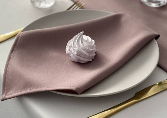 STaltiesė ir servetėlės pardavimas