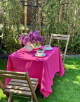 Fuksijos spalvos staltiesė