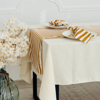 Garstyčių ir pieno baltos spalvos takelio bei servetėlių komplektas