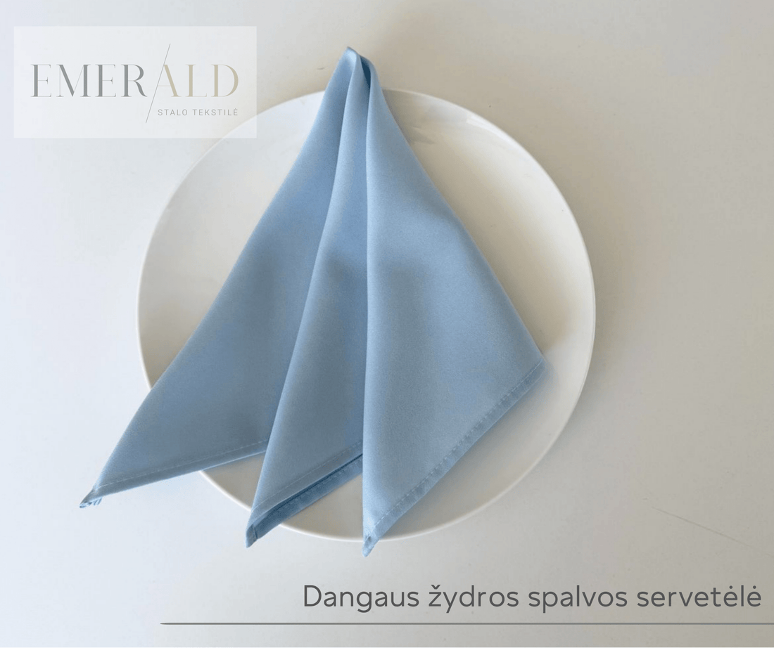 Dangaus žydros spalvos servetėlės nuoma