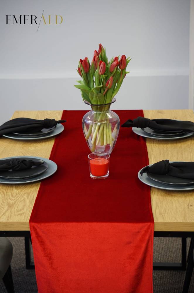 undefined EmeraldLT Aksominis raudonas stalo takelis Aksominis takelis EmeraldLT.