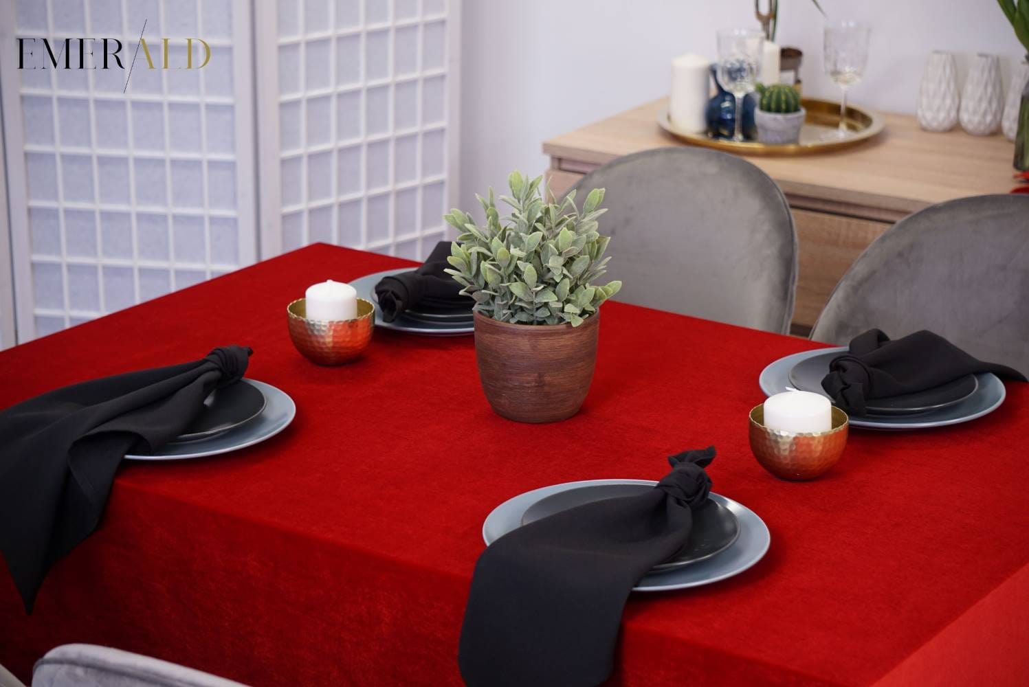 undefined EmeraldLT Aksominė raudonos spalvos Staltiesė Aksominė staltiesė EmeraldLT.