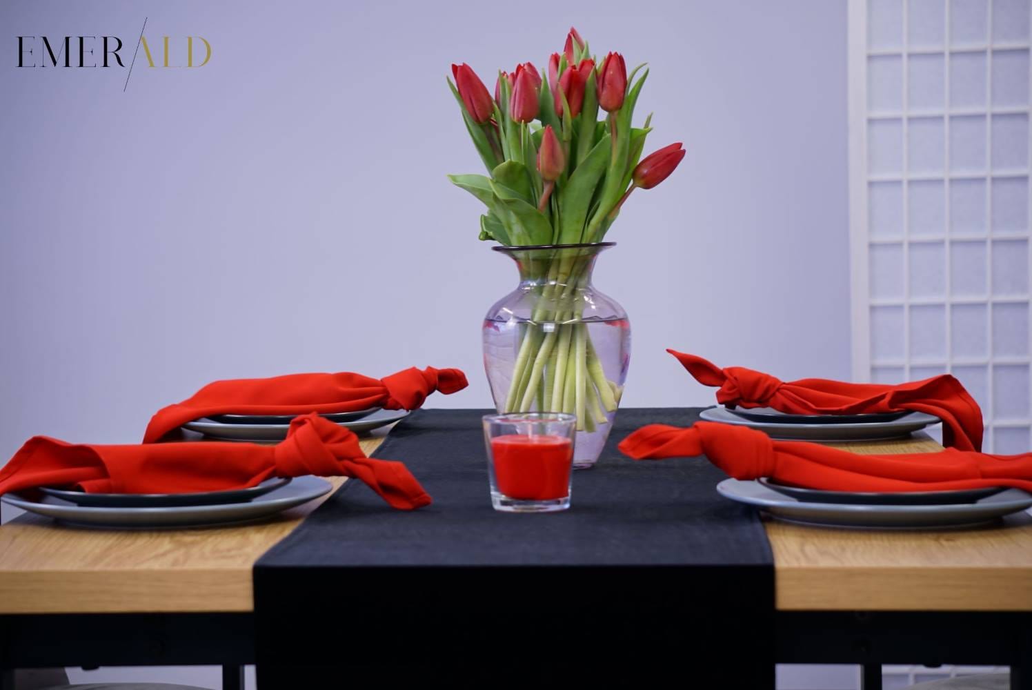 undefined EmeraldLT Aksominis Juodas stalo takelis Aksominis takelis EmeraldLT.