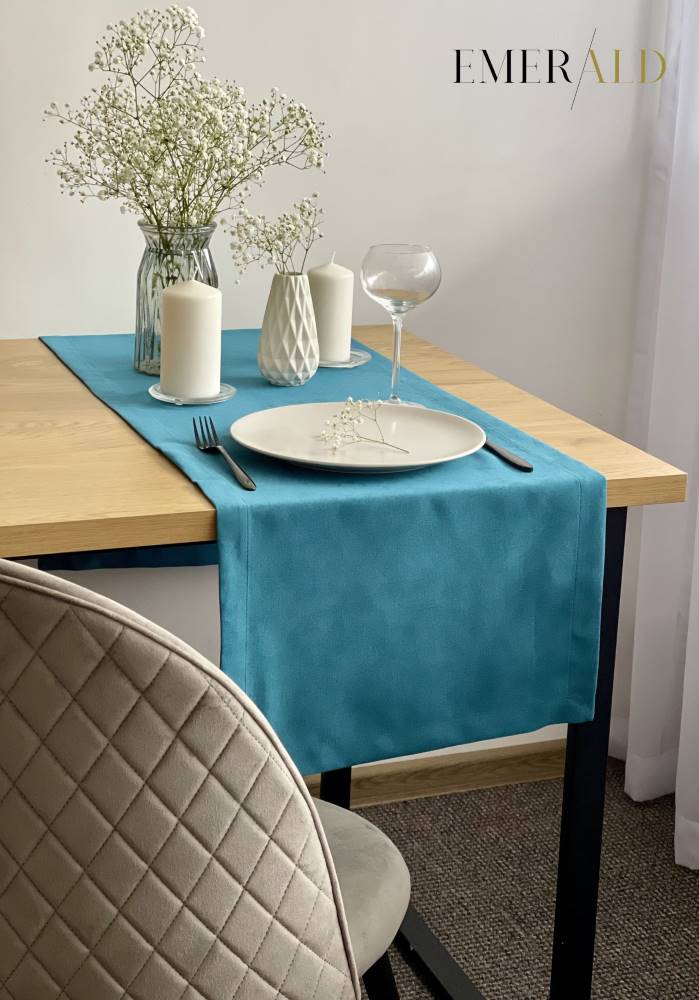 undefined EmeraldLT Vandenyno mėlynumo spalvos veliūrinis pietų stalo takelis  EmeraldLT.
