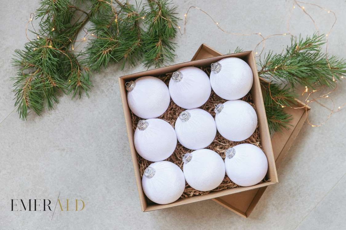 Balti kaledu eglutes papuosimai